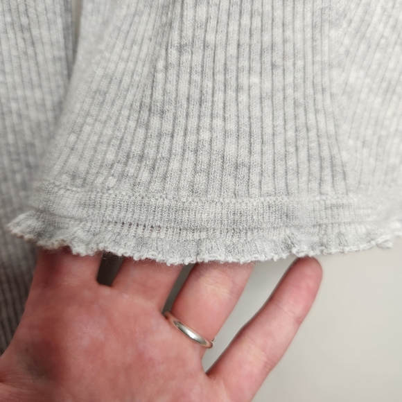 Tyler Boe Gray Rib Knit Long Sleeve Mock Neck Sweater - Picture 7 of 9